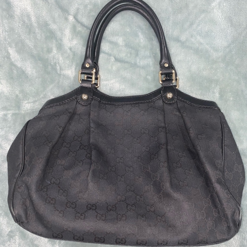 Authentic Vintage Gucci Handbag - Picture 2 of 11